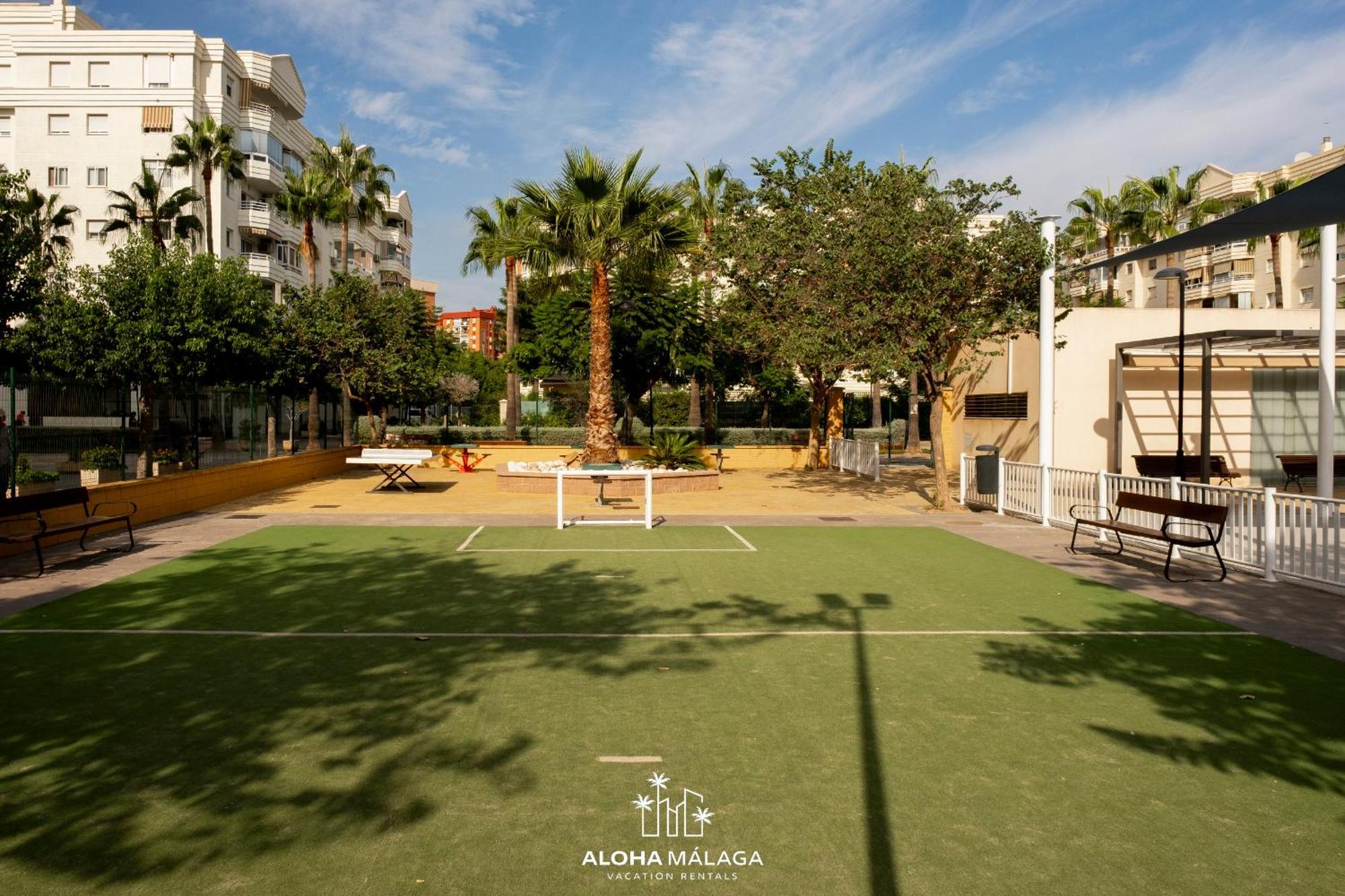 Pacifico Beach Front By AlohaMálaga Exteriör bild